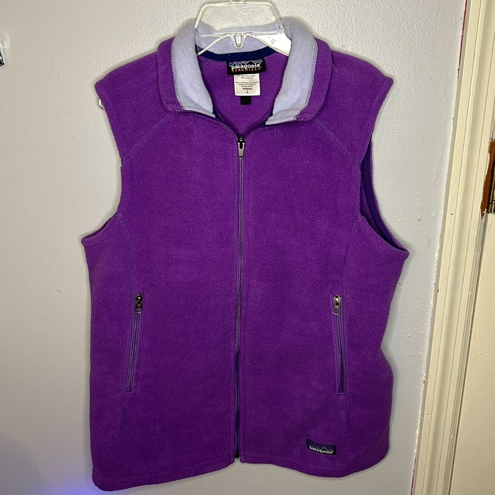 Womens Patagonia Synchilla FullZip Fleece Vest Purple size Large vintage Outdoor